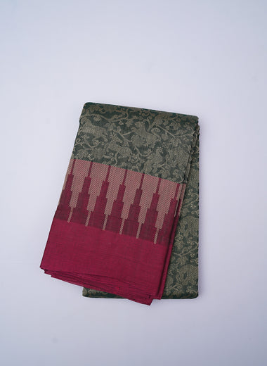 red lace saree